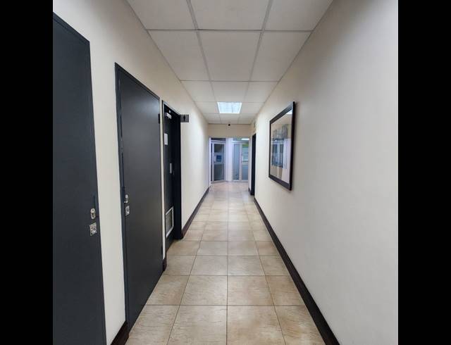 165M² OFFICE TO LET IN MORNINGSIDE